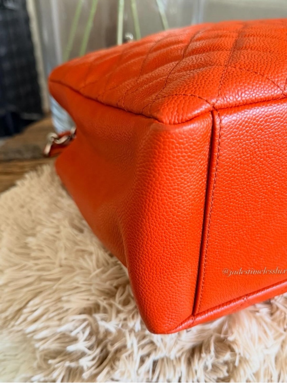 CHANEL Quilted Caviar Leather Tote in Red Orange - Grand Shopping Tote (GST) - Picture 11 of 12